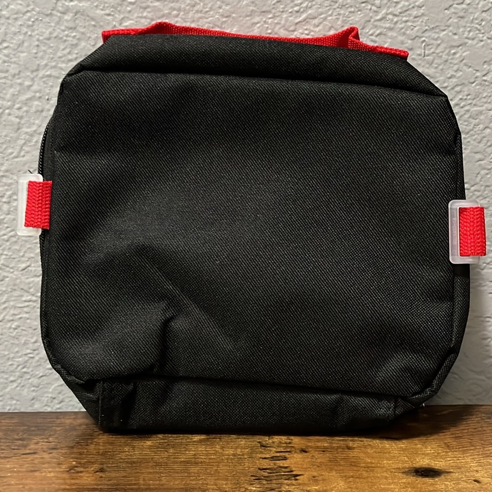 Pokémon Lunch Bag with Red and Gray Accents - Picture 2 of 9